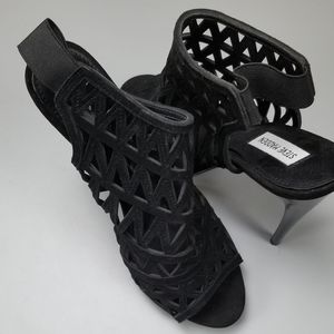 Steve Madden Bratt Heels sz 9